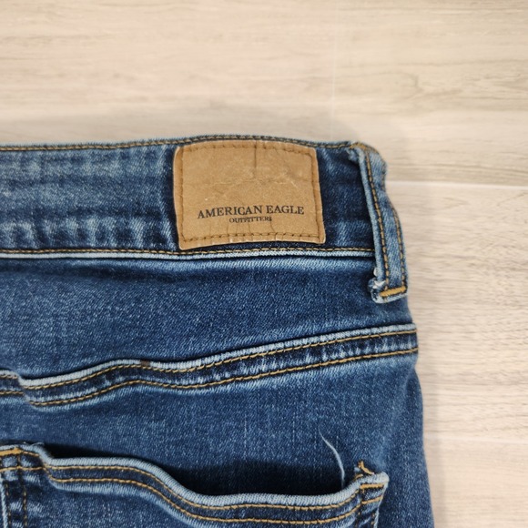 American Eagle Hi-Rise Denim Mini Skirt Dark Wash Stretch Casual Size 8 - Picture 4 of 8